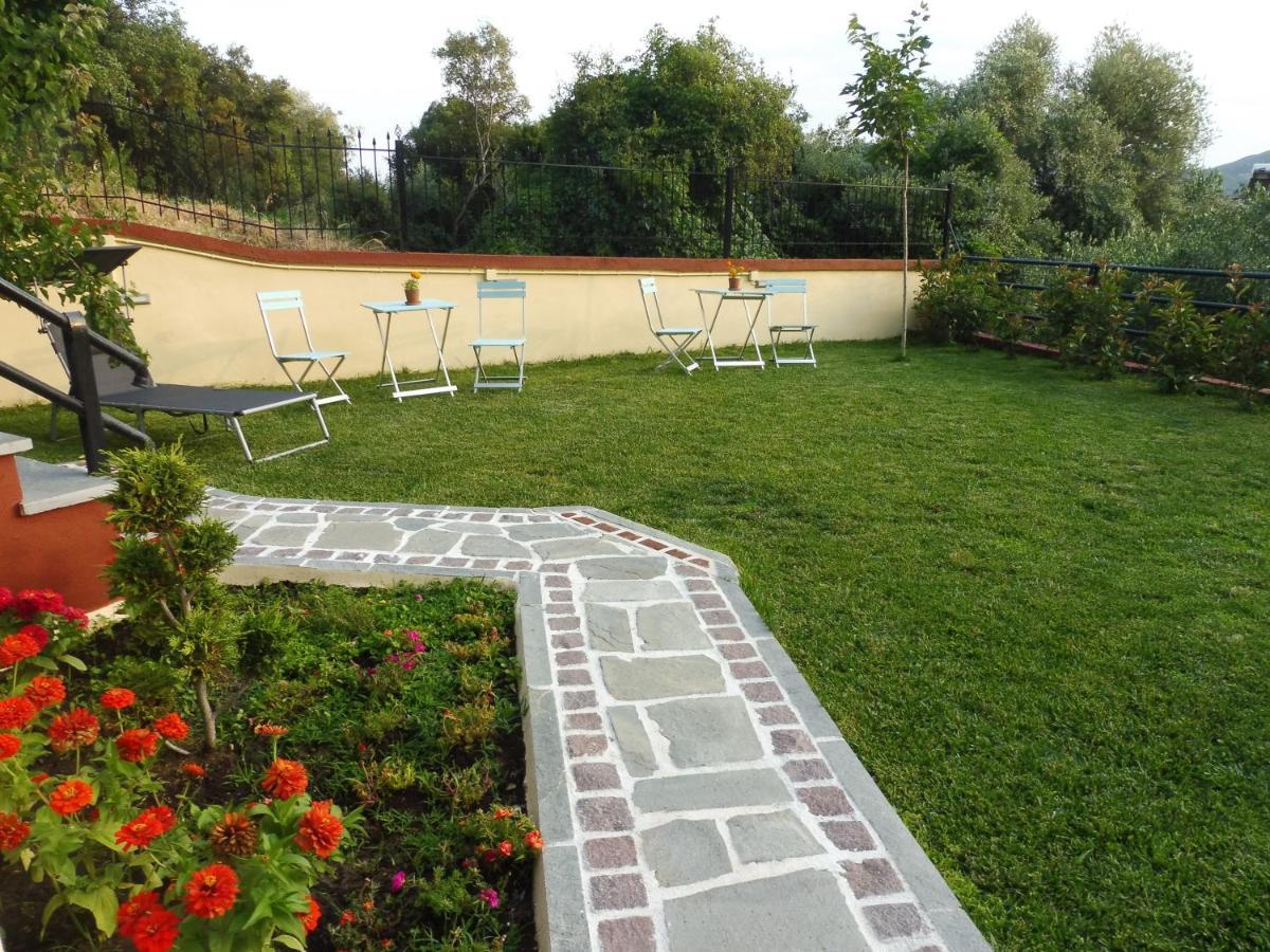 Helianthos Villa - Apartment No3 Kavála ภายนอก รูปภาพ